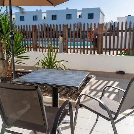 Apartment Fronte Piscina Wi-fi E Relax Corralejo