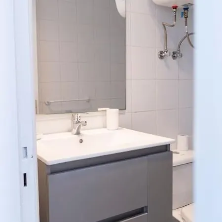 Fronte Piscina Wi-fi E Relax Apartment